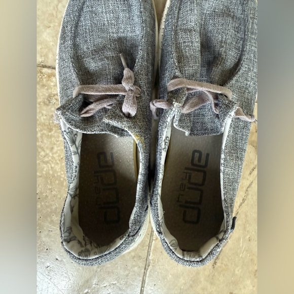Hey Dude Wendy ladies size 8 excellent condition gray - Picture 5 of 7